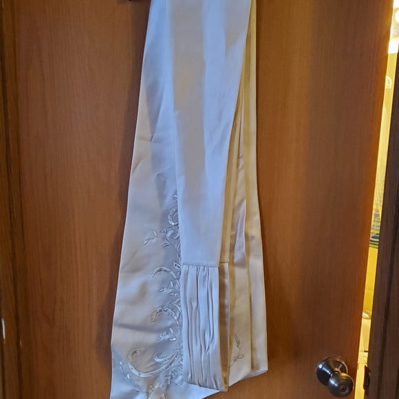 Melissa Sweet Collection Wedding Dress - Picture 10 of 15